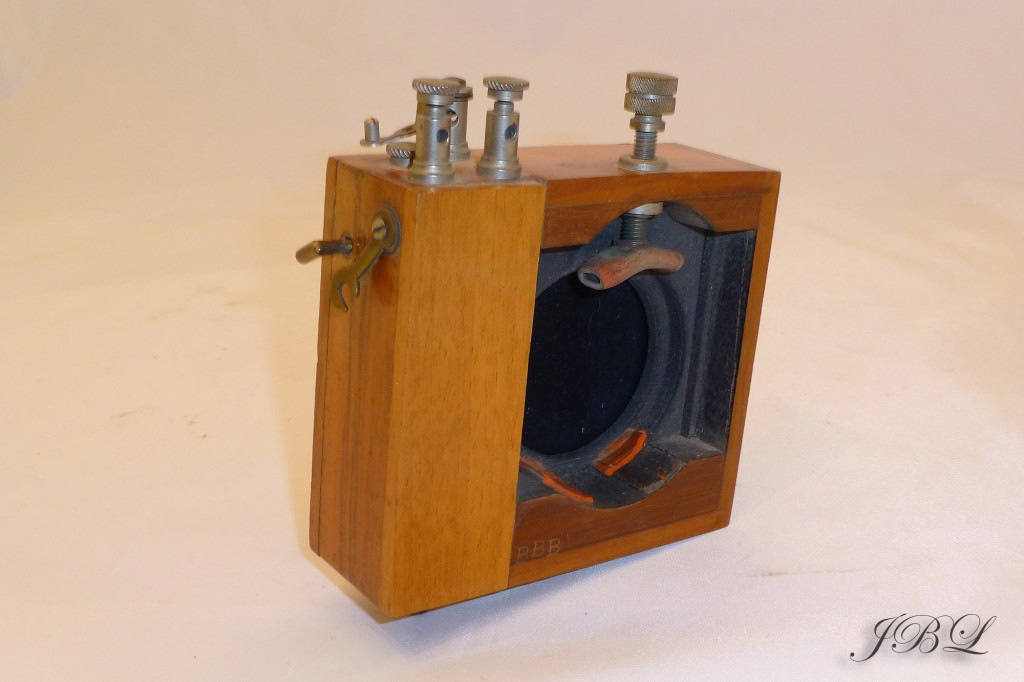 Ancien Obturateur En Bois Pour Appareil Photo – Pièce Détachée Ou Objet à Restaurer