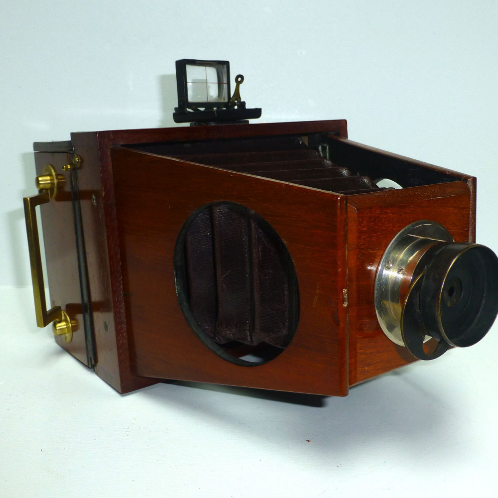 Mattioli Chambre 9 x 12 Vintage cameras collection by Sylvain